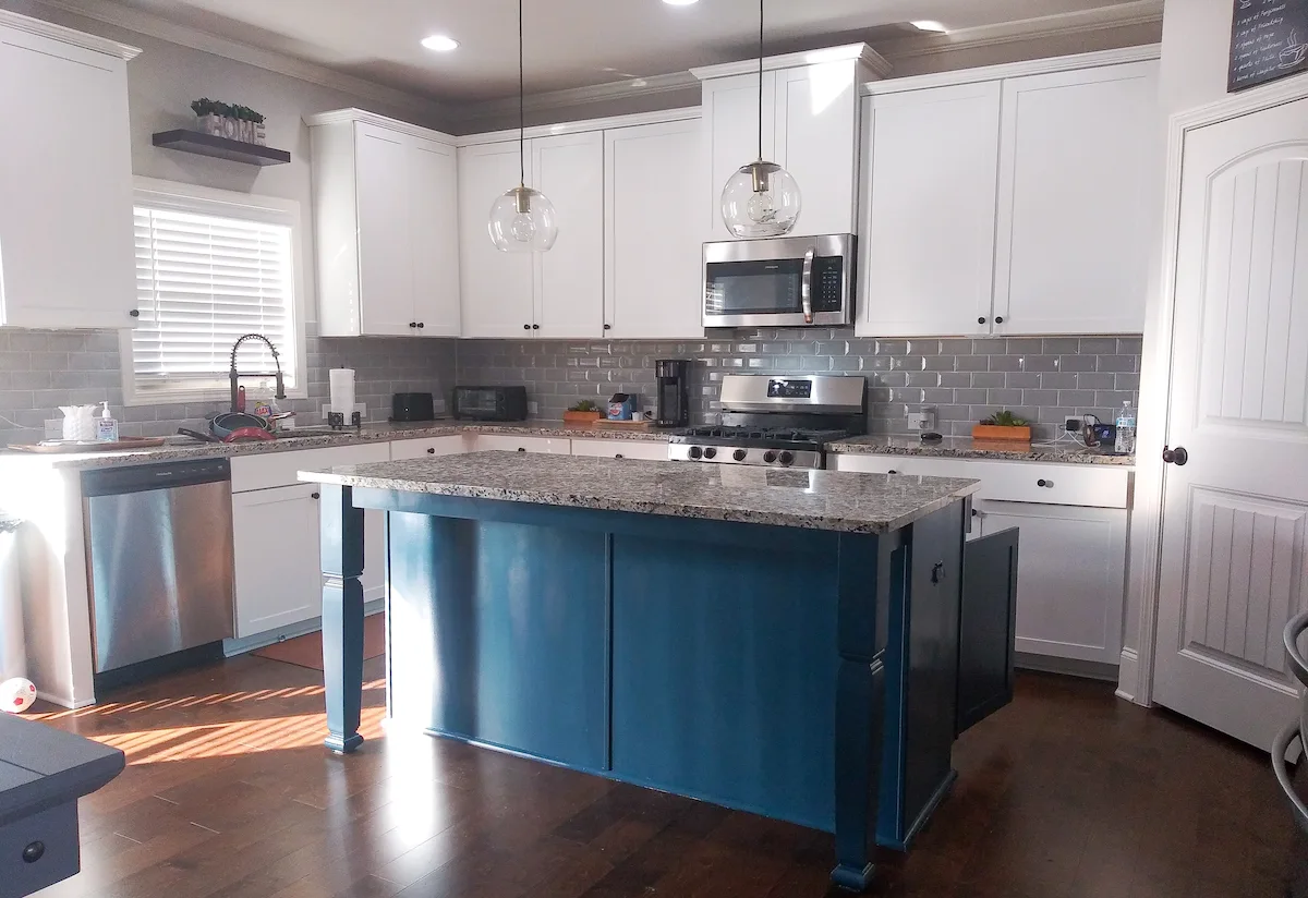 Cabinet Refinishing Services