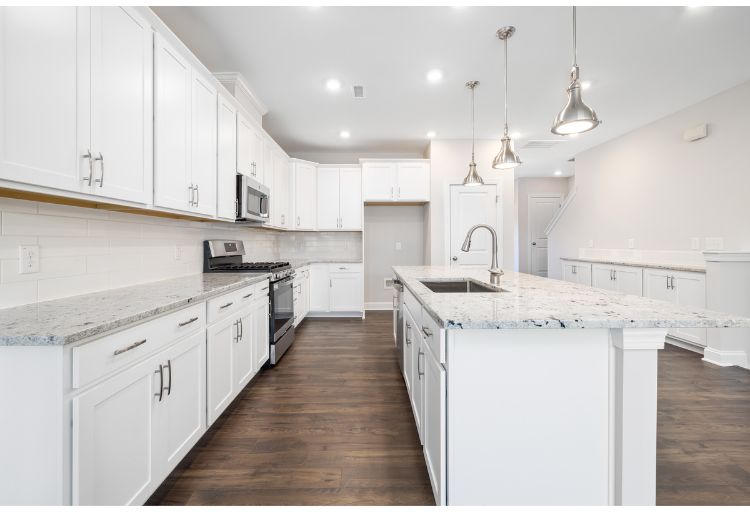 Classic Whites for Kitchen Cabinets